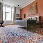 Prague Heart Of Old Town Comfy Home 2Bdr 2Bath