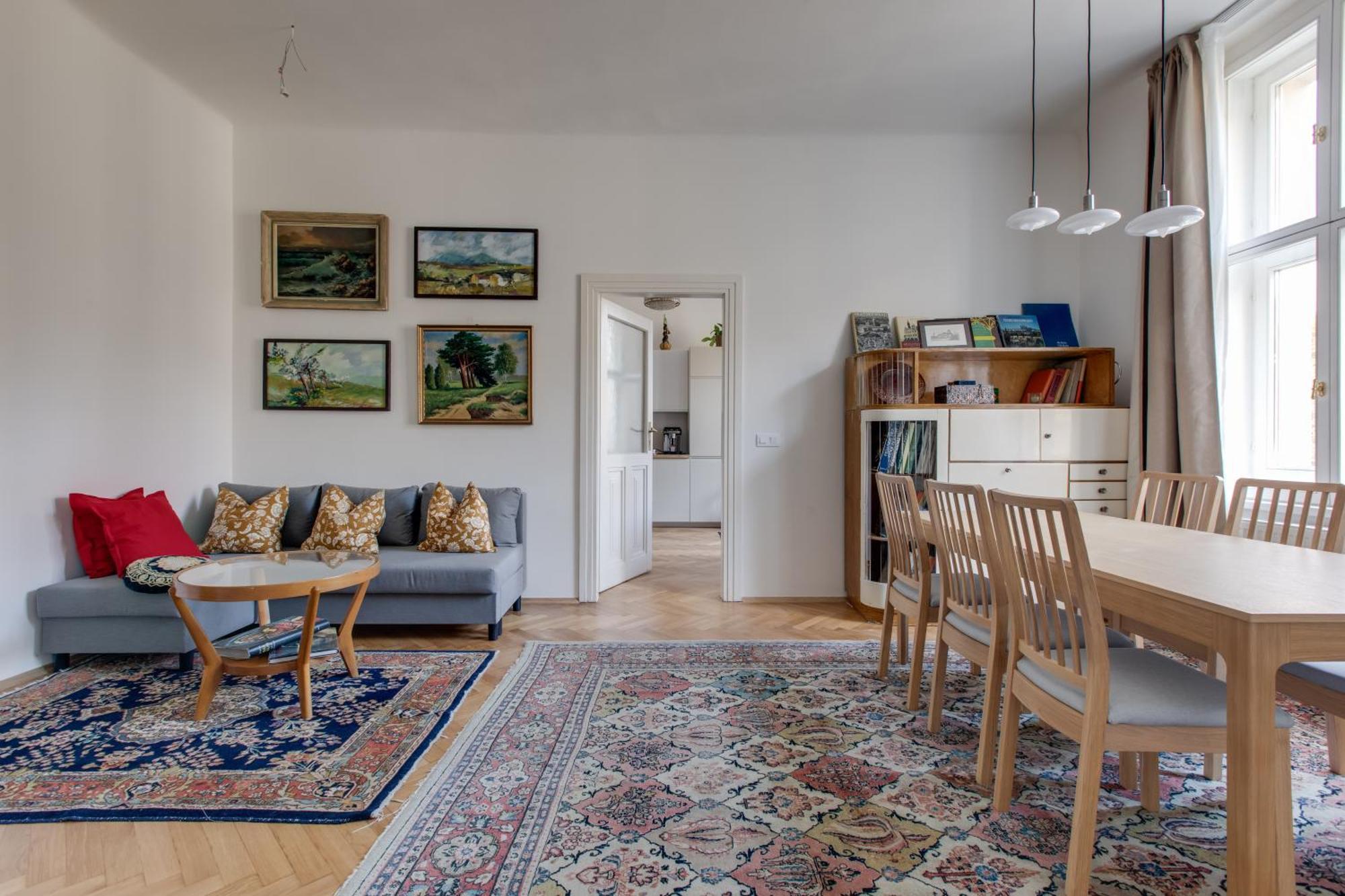 Heart Of Old Town Comfy 2bdr 2bath *