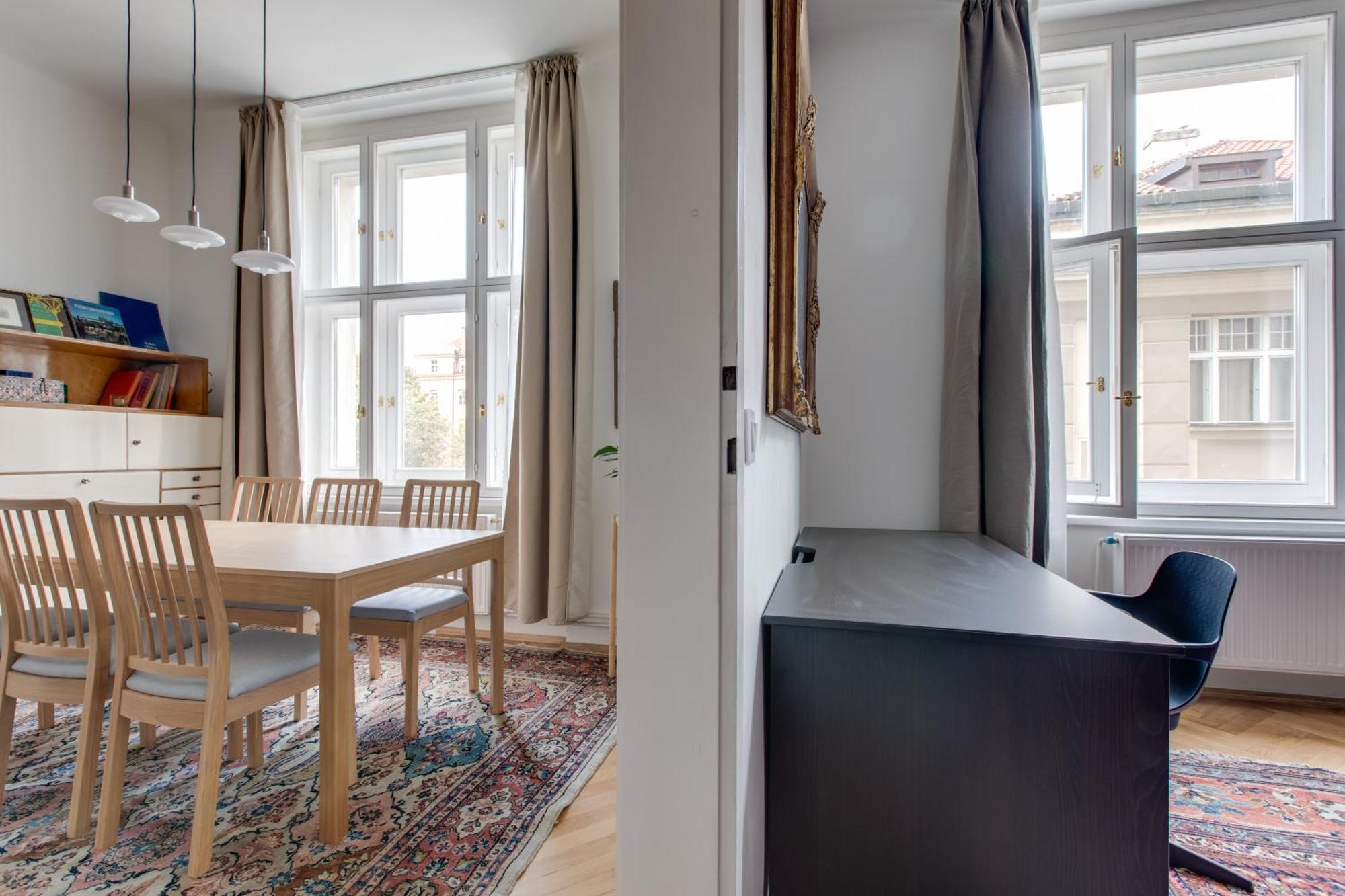 Apartment Heart Of Old Town Comfy 2bdr 2bath *