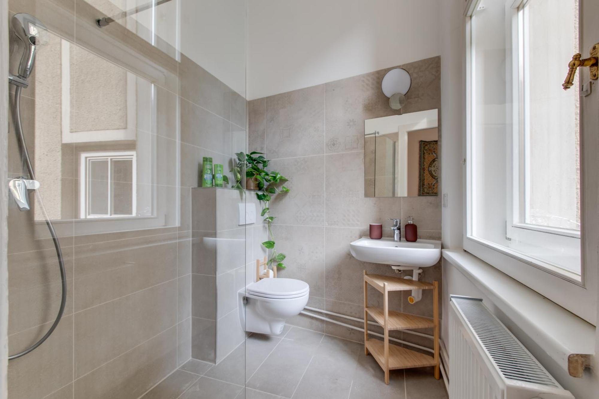 Apartment Heart Of Old Town Comfy 2bdr 2bath Prague