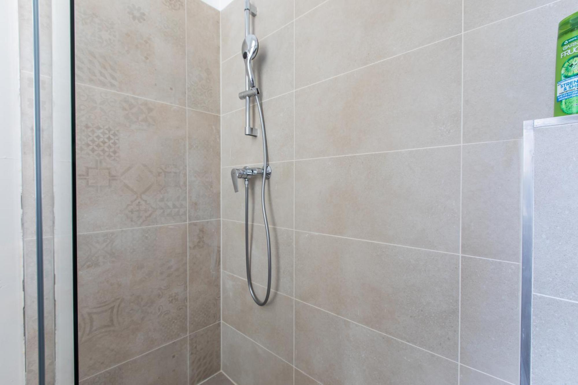 Heart Of Old Town Comfy 2bdr 2bath *
