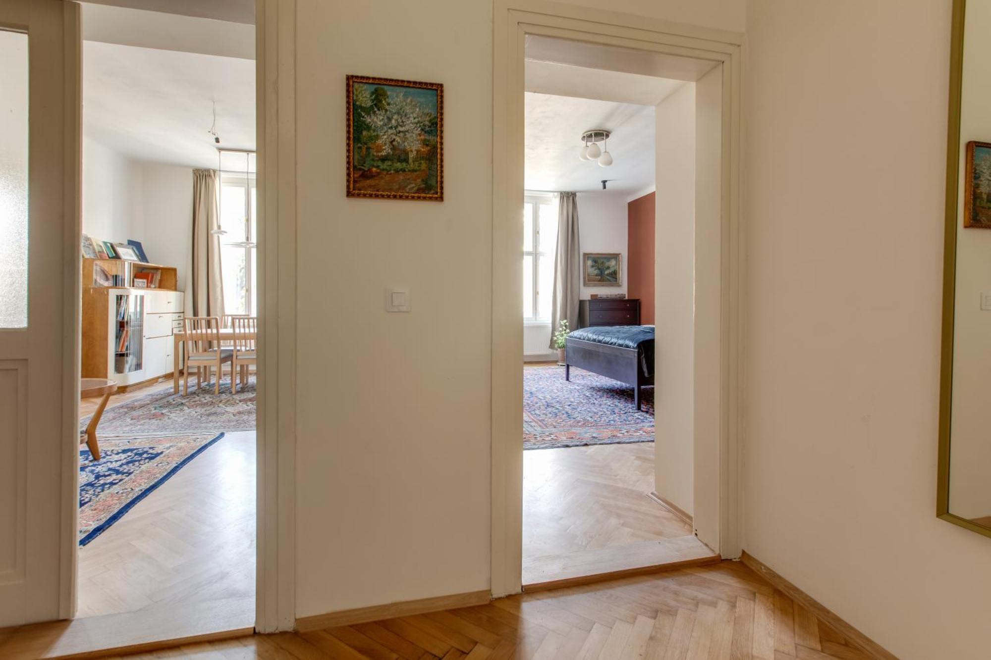 Heart Of Old Town Comfy 2bdr 2bath Apartment *